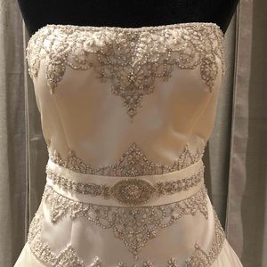 Oleg Cassini white wedding dress